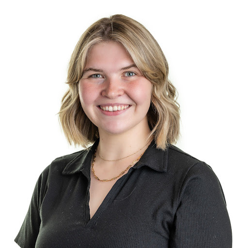 Lauren Headshot